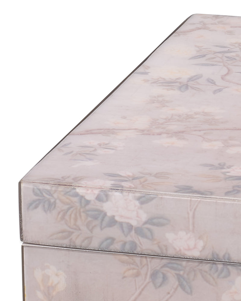 garland box