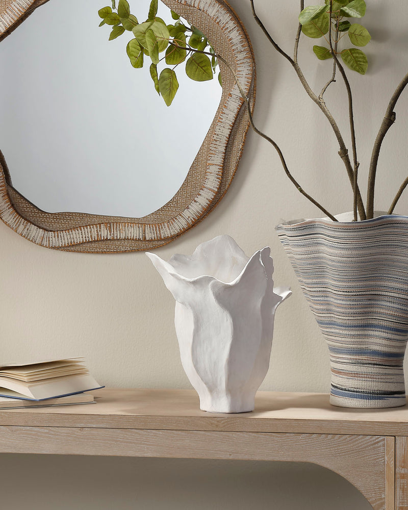 lily vase