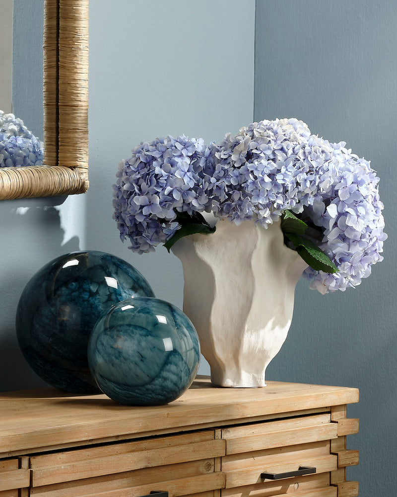 lily vase