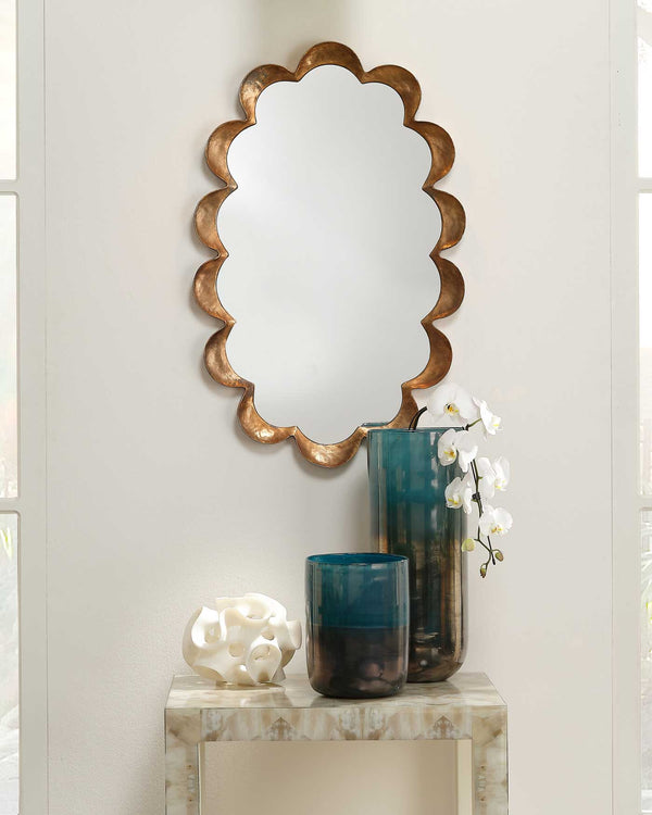 Featured Ribbon Sphere White | Home Decor