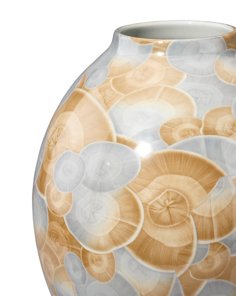 tranquil vase