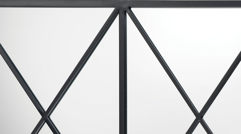 xyla mirror